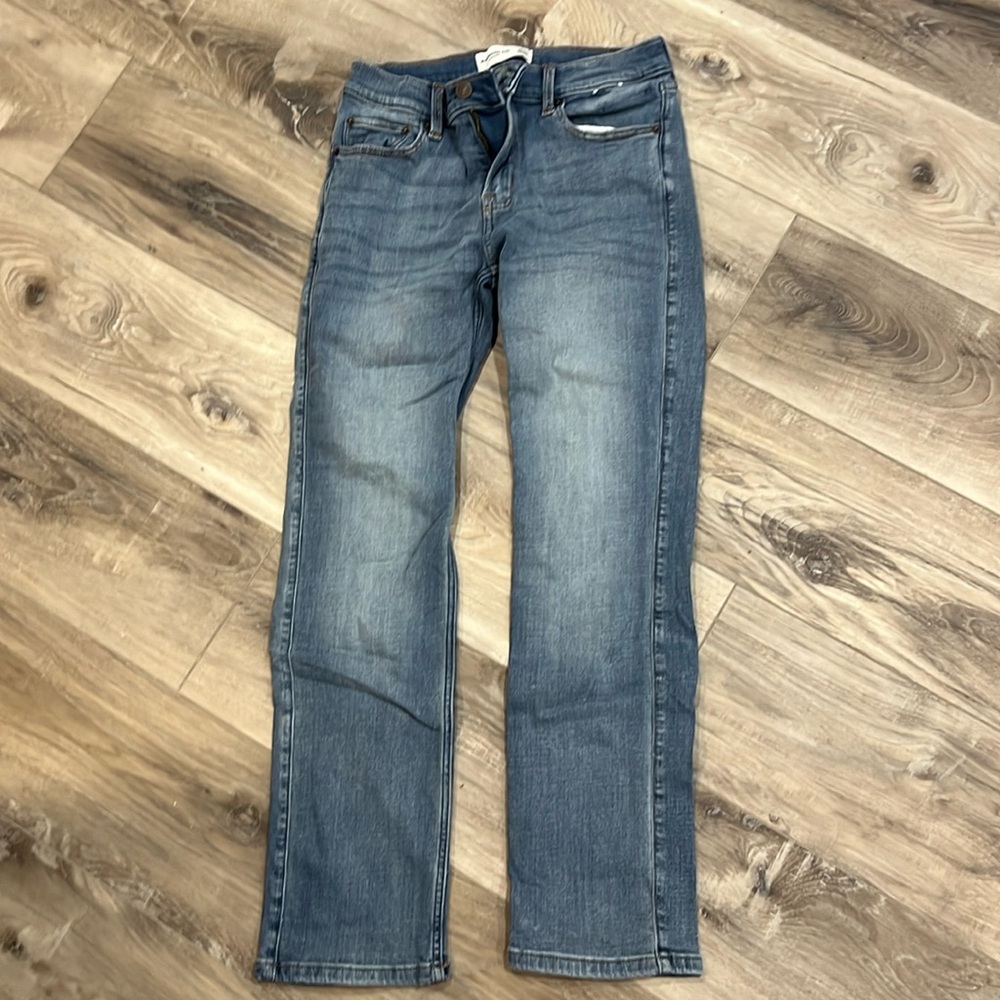 Abercrombie kids straight Jean size 13/14. New condition without tags.